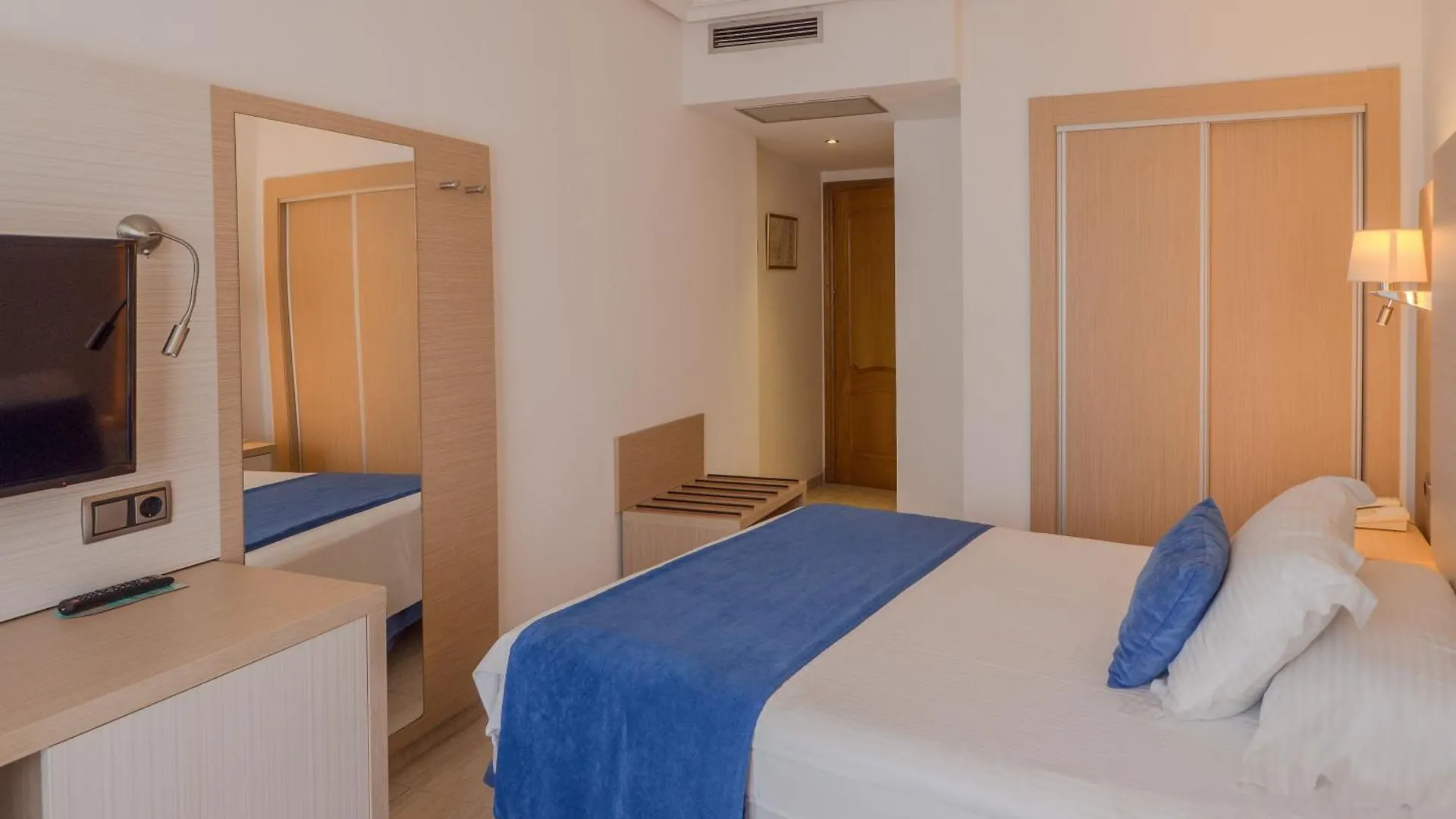 ***  Ipanema Park Hotel El Arenal  Spain
