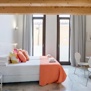 Apartament Breaks 